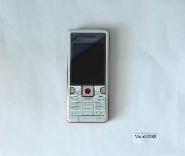 Сотовый телефон Sony Ericsson C510 не проверено,без задней крышки, экран не разбит 