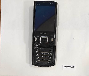 Сотовый телефони Samsung I8510 слайдер не проверено, экран не разбит