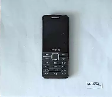 Сотовый телефон  Samsung GT-S5610  безАКБ, задней крышки